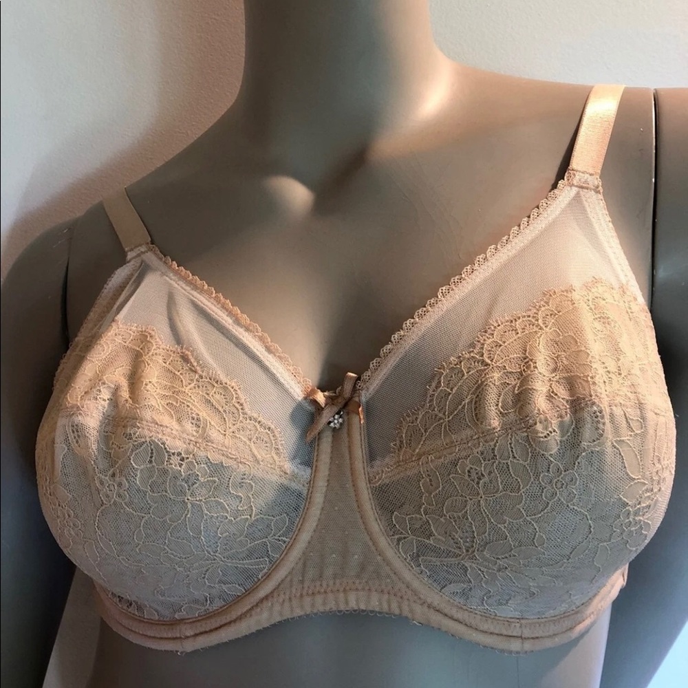 Wacoal Lace Bra